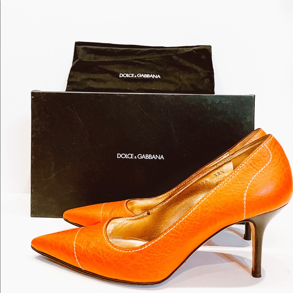 Dolce & Gabbana orange pump